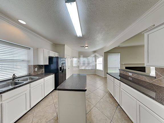 3rd image of 17811 Scrub Oak Dr