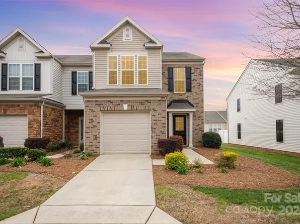 2224 Kensington Station Pkwy, Charlotte, NC 28210