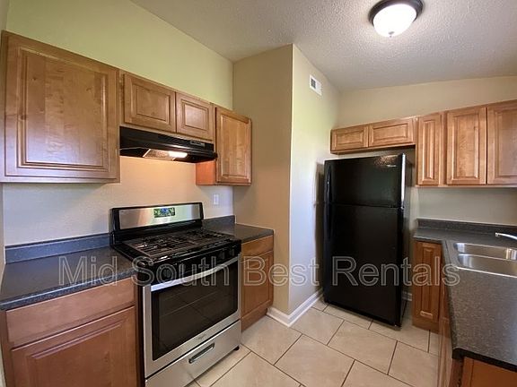 4th image of 1906 Dennison St