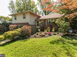 48 Boncouer Rd, Cheltenham, PA 19012