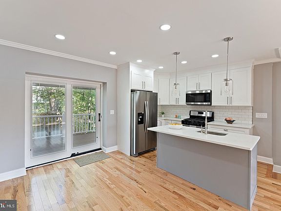 5th image of 33 E Gorgas Ln