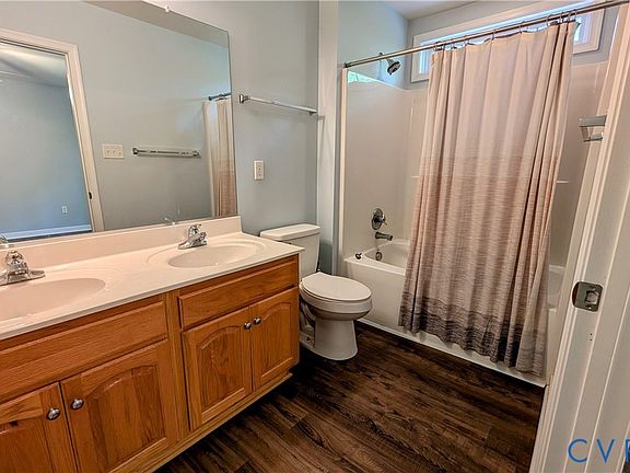 5th image of 5701 Hereld Green Dr