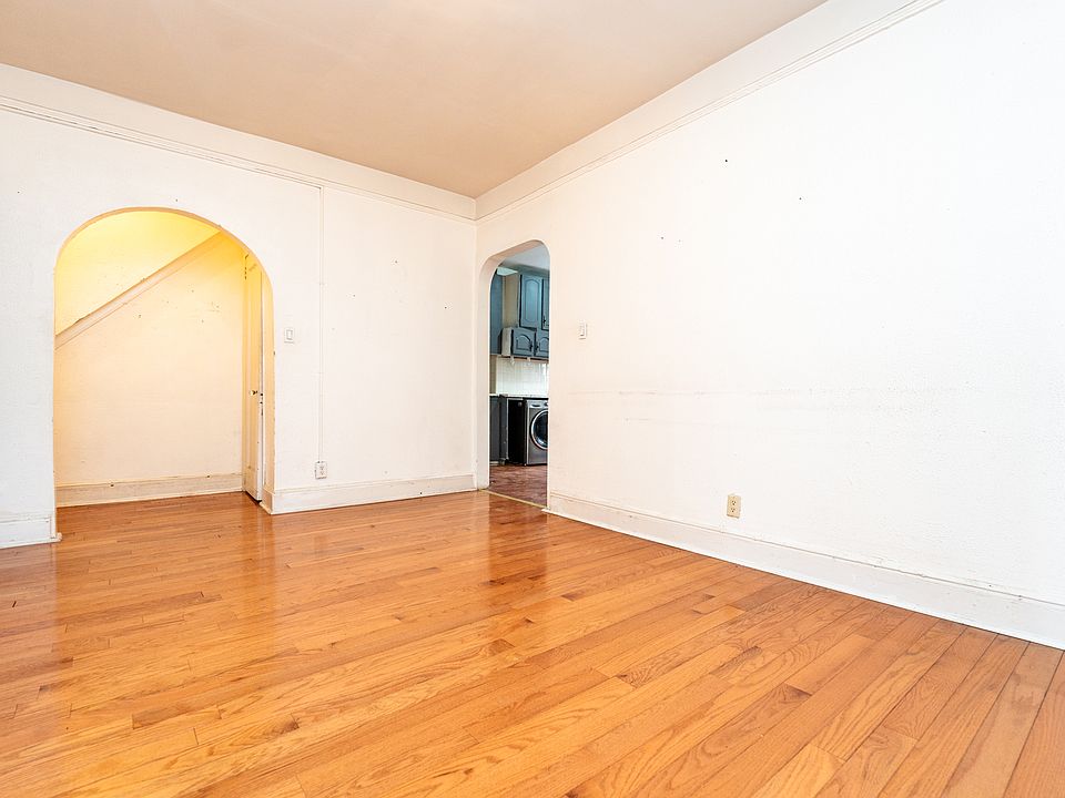 1st image of 24-25 23rd St #1