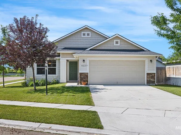 4629 E Middle Fork Way, Nampa, ID 83686