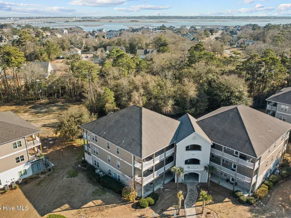 300 Lighthouse Lane #A-3, Cedar Point, NC 28584