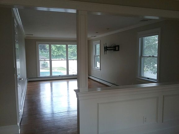Large LR overlooks pool