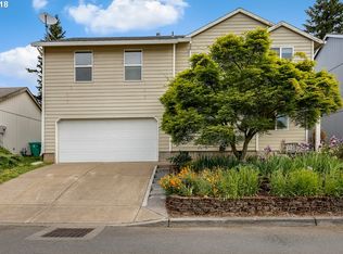 10011 SE Hult St, Portland, OR