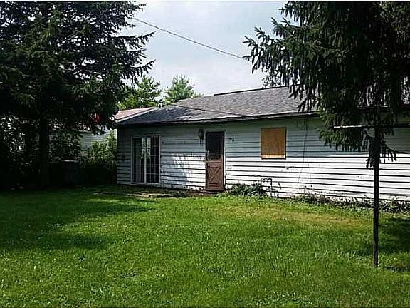 3rd image of 2831 Hillside Ave