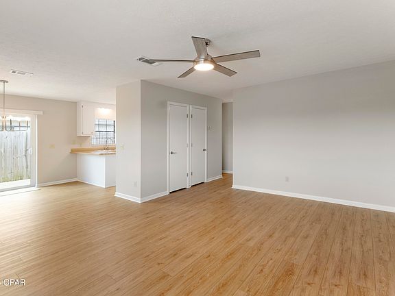 2nd image of 2421 Minnesota Ave