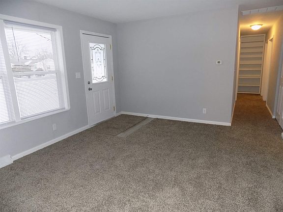 4th image of 529 Jay Dee St