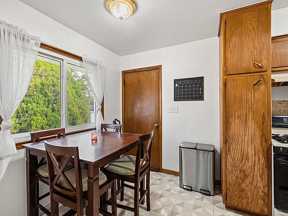 5th image of 221 Spring STREET #223-225