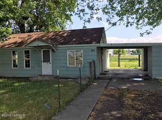 191 Willowcrest Rd, Sunnyside, WA 98944