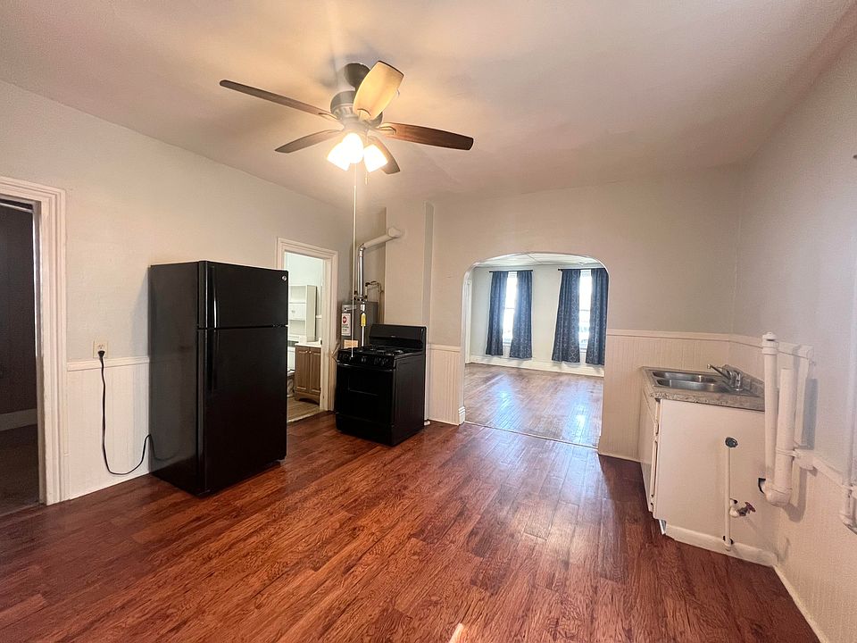 1st image of 214 Weimar St Unit 1