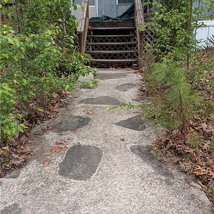 3rd image of 599 Garrison Rd