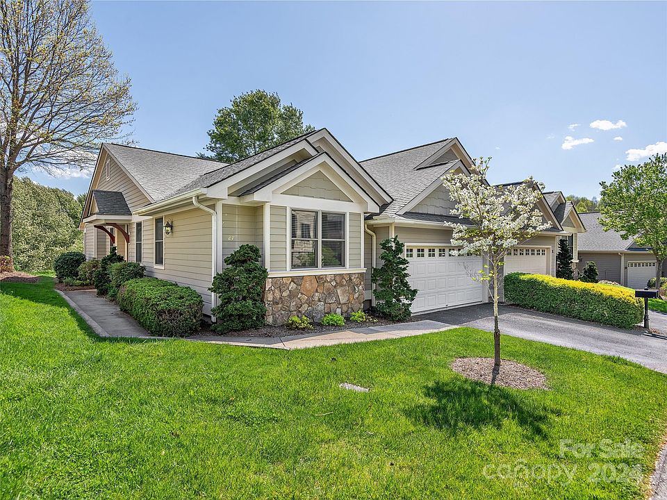 1st image of 27 Augusta Cir