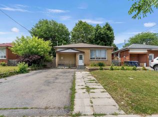 608 McCowan Rd, Toronto, ON M1J 1K1