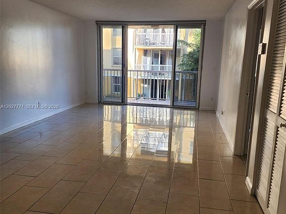 5th image of 1450 SE 3rd Ave APT 208