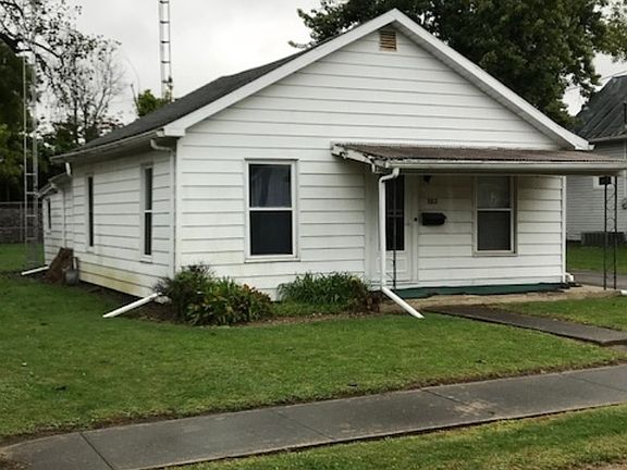 2nd image of 382 Lincoln Ave