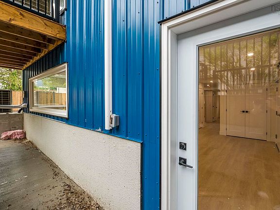 3rd image of 5698 Normandy Dr #1
