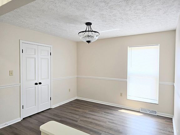 3rd image of 7721 Rolling Meadows Dr