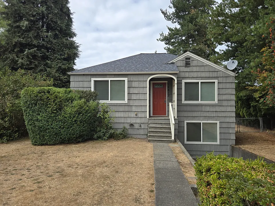 14813 8th Ave NE