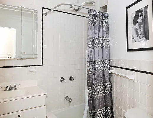 Sold by Keller Williams Realty Empire | media 18