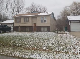 2310 Mattie Lu Dr, Auburn Hills, MI 48326