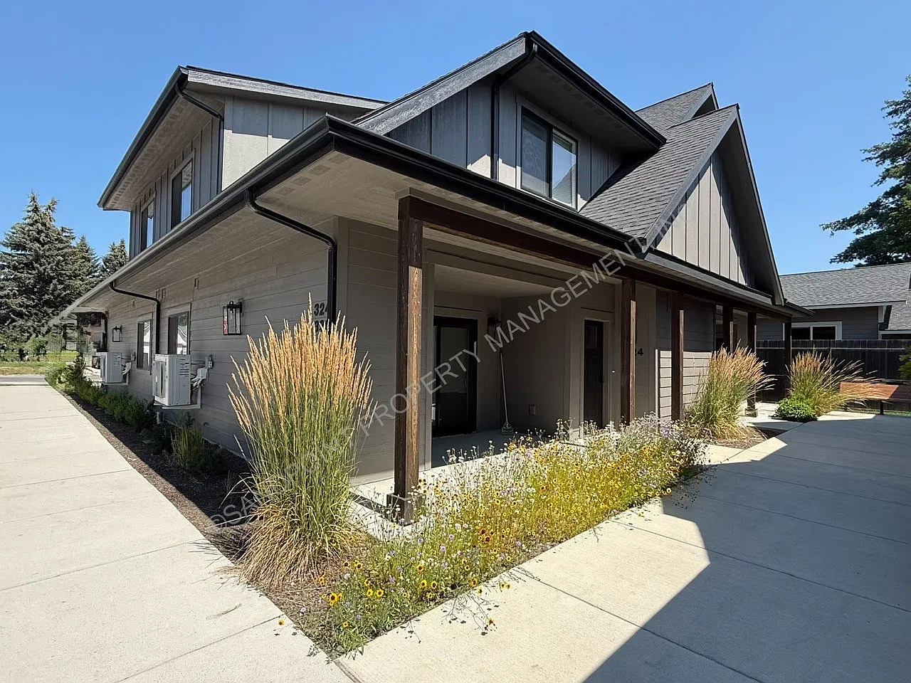 2 bed, 1.5 bath, 938 sqft, $1,795 — Photo 4