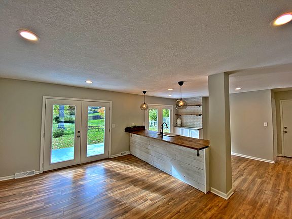 Dining looking into Kitchen
