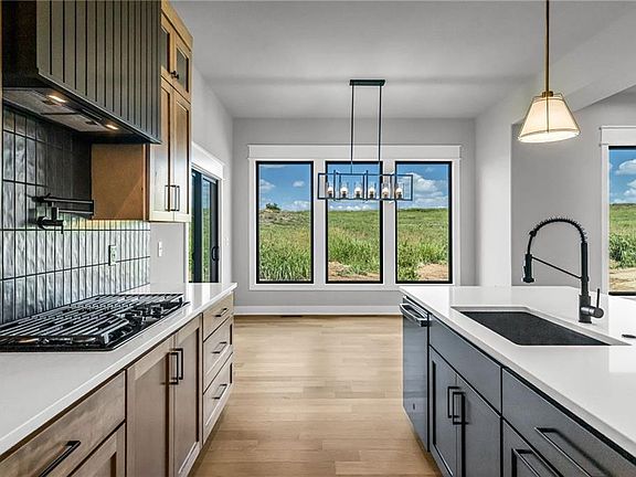 5th image of 11427 Rye Dr