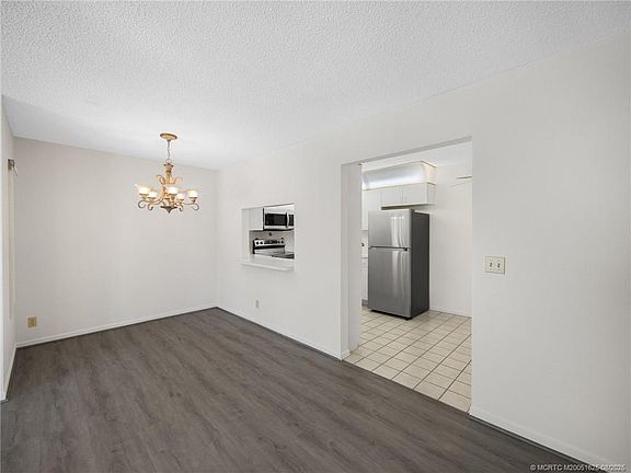 4th image of 1965 SW Silver Pine Way APT 118-B2