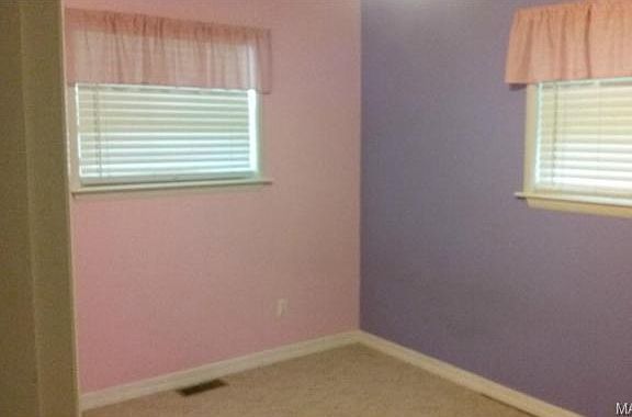 5th image of 425 Brookside Dr