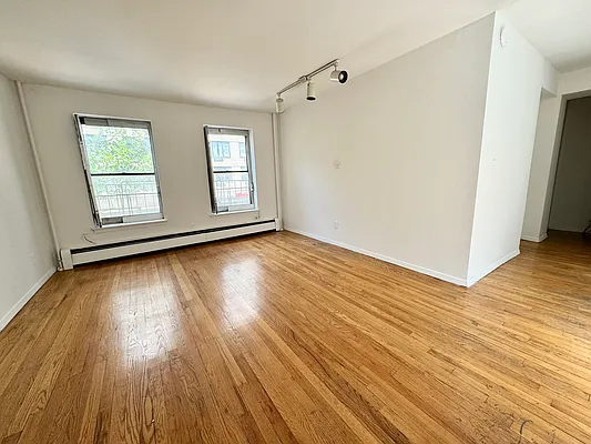 Rented by Oxford Property Group | media 2