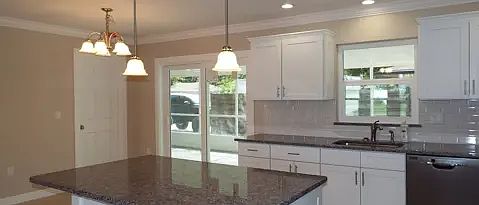 4th image of 2812 Indianwood Dr