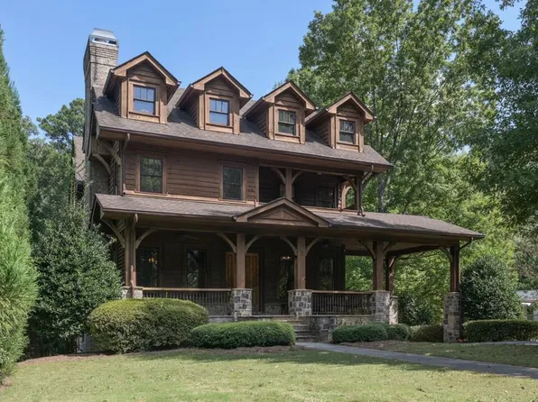 3081 Clarendale Dr NW, Atlanta, GA 30327