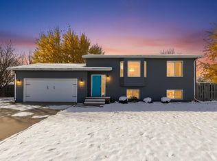 215 Atkins Cir, Tea, SD 57064