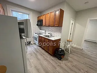 Rented by Metropolis International Realty Inc.