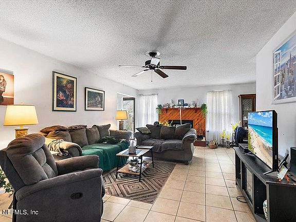 4th image of 491 Newport Dr
