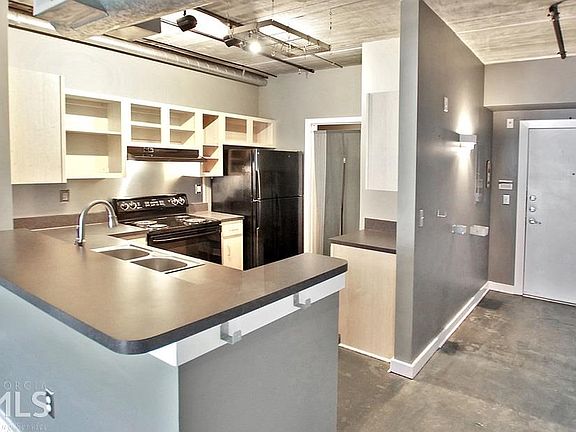 5th image of 800 Peachtree St NE APT 1412