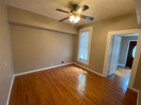 5th image of 225 King Ave #225