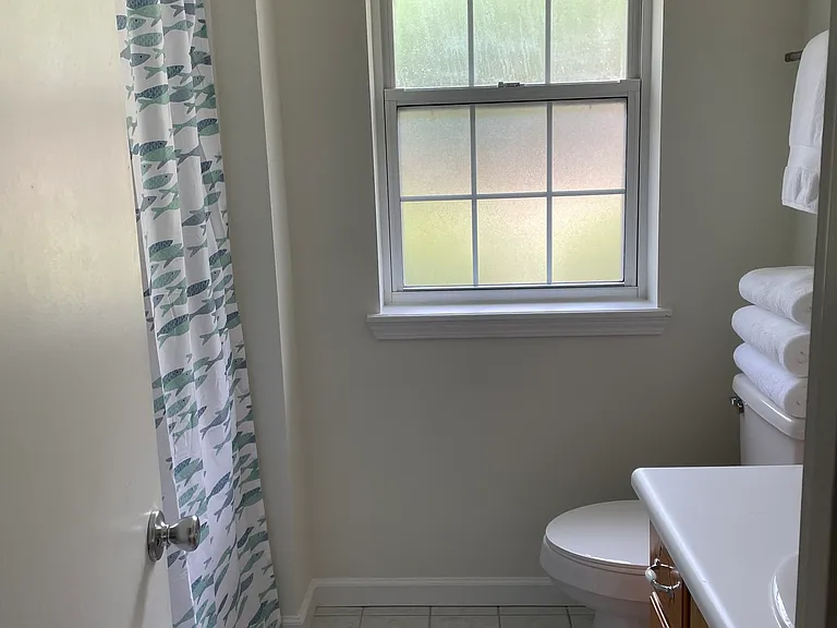 501 Bailey St — Photo 13