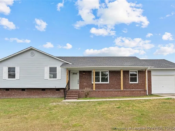 934 Issac Dock Dr, Fayetteville, NC 28314