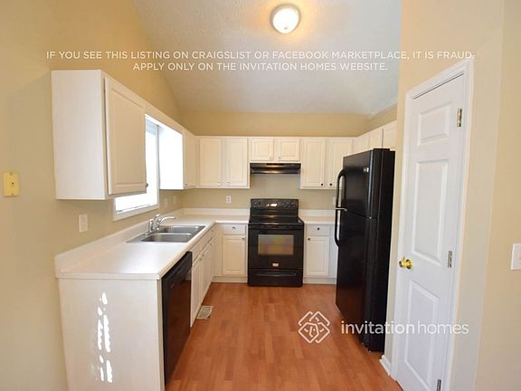 4th image of 1071 Fishback Way