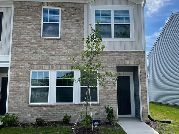 2111 Glen Crossing Dr, Durham, NC 27704