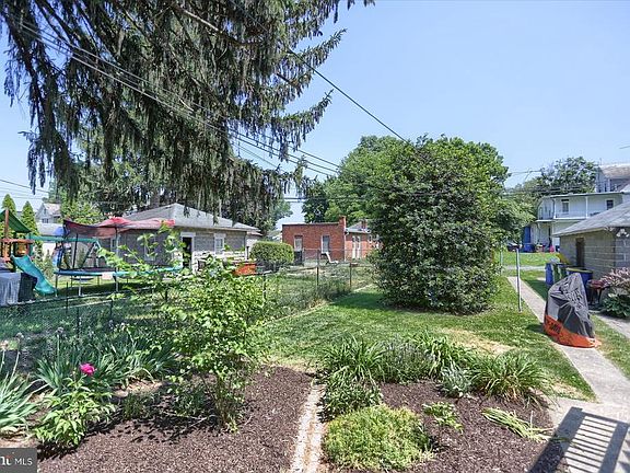 5th image of 518/520 3rd St