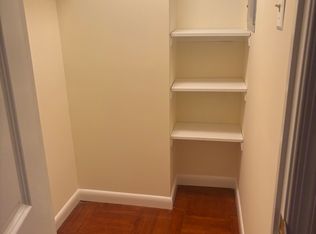 260 S 21st St APT 2R, Philadelphia, PA 19103