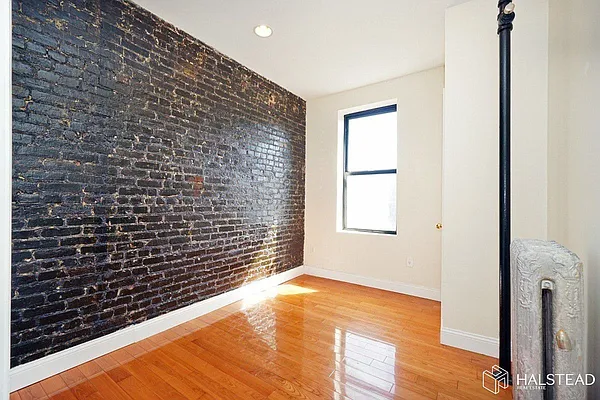 Rented by Halstead Real Estate | media 21