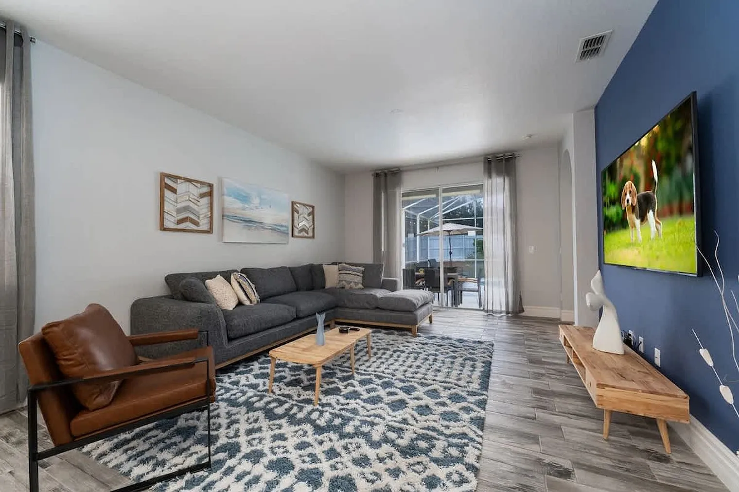 4 bed, 2.0 bath, 1754 sqft, $8,370 — Photo 1