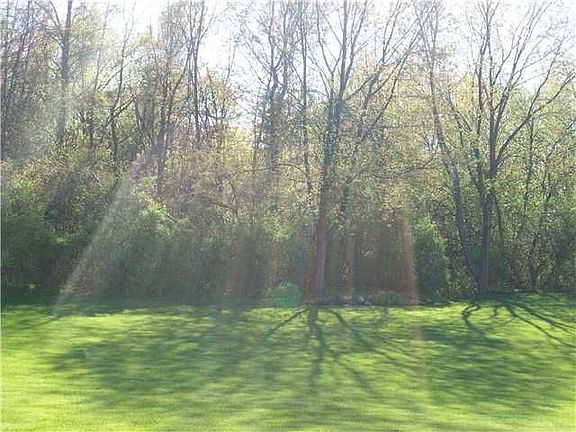 4th image of 7643 Hillside Dr