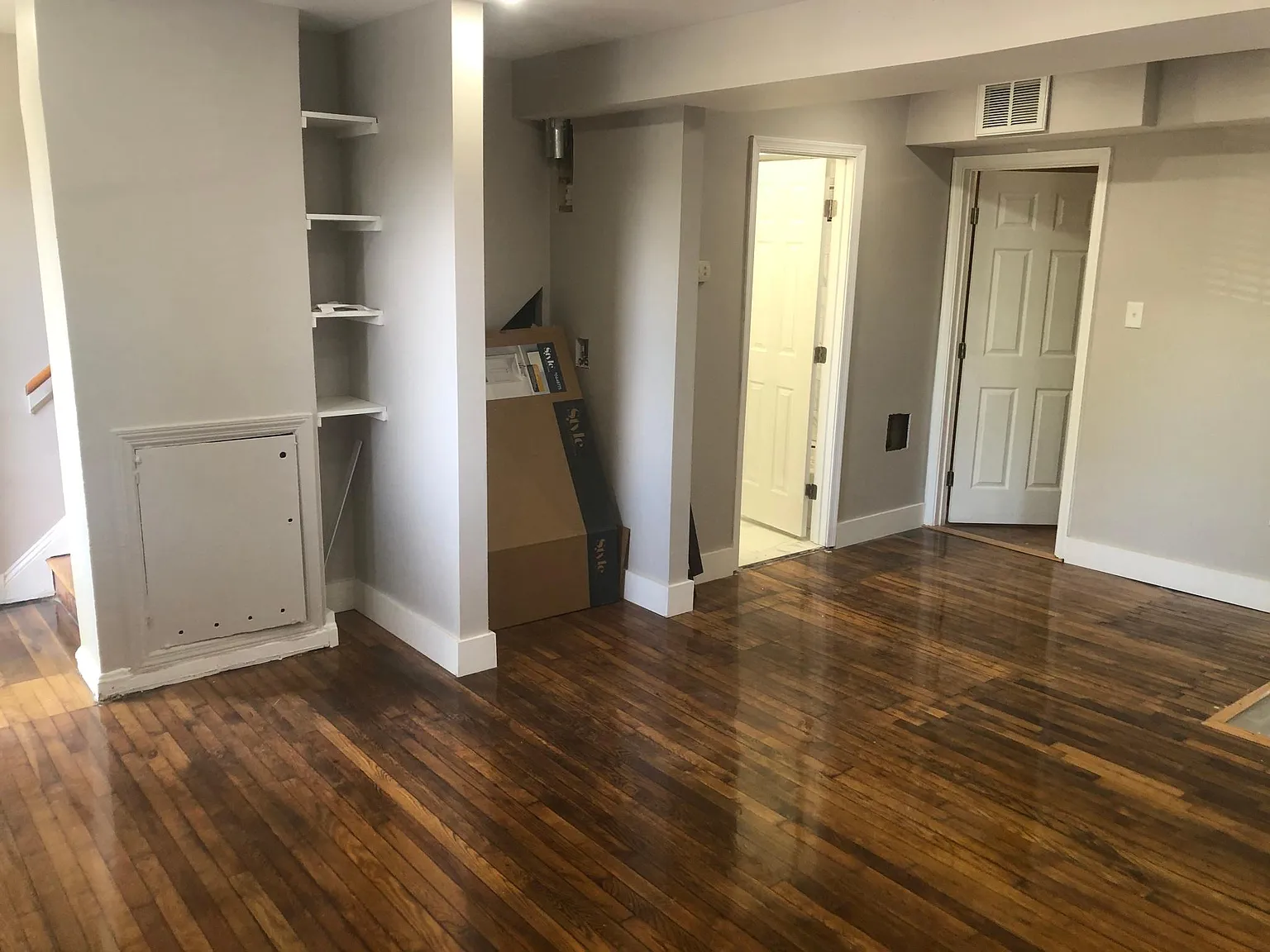 4073 Grant St NE — Photo 2